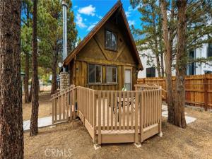 MLS #CV26145602 image #0