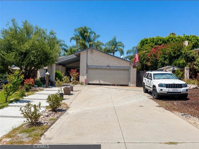 MLS #CV26165015 image #0