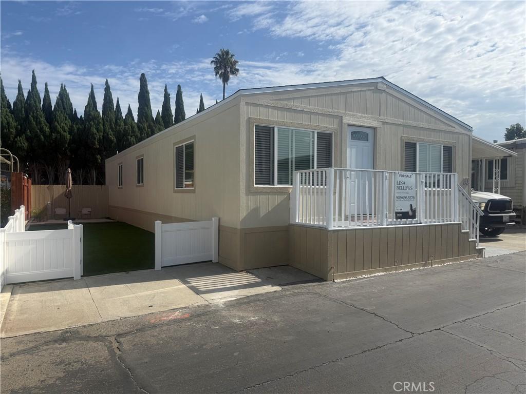 MLS #CV26170442 image #0