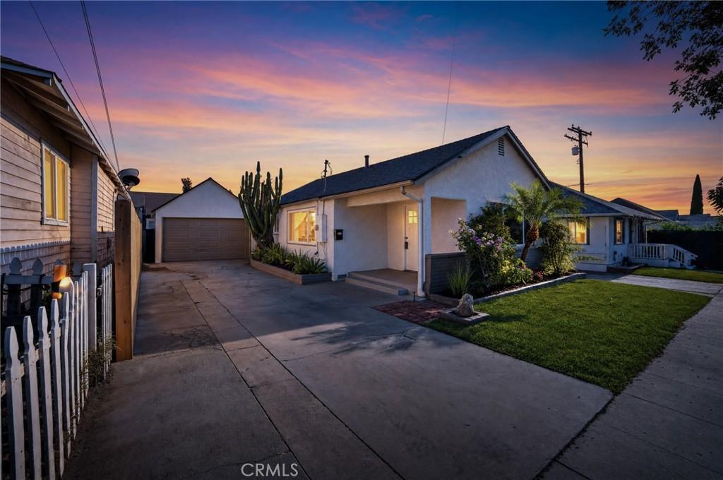 MLS #CV26181663 image #0