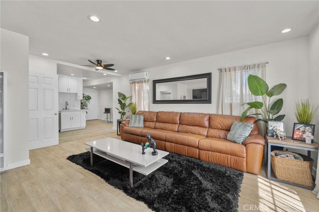MLS #CV26184479 image #0