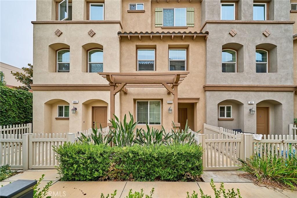 853 E Hollyvale Azusa CA 91702 | MLS #CV26186887 45 MLS #CV26186887 image #0