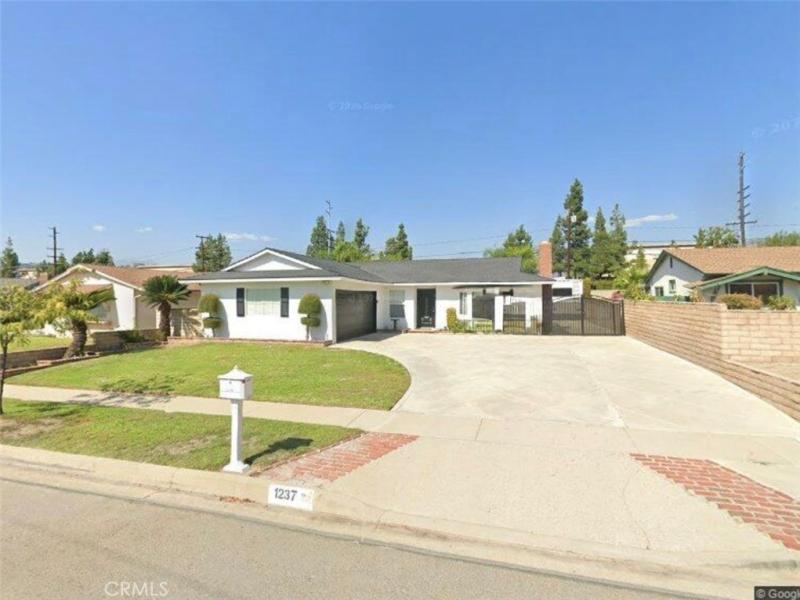MLS #CV26188368 image #0