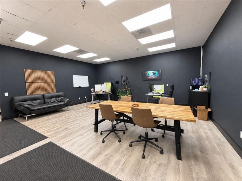 MLS #CV26208276 image #0