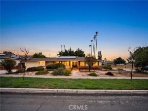MLS #CV26213661 image #0