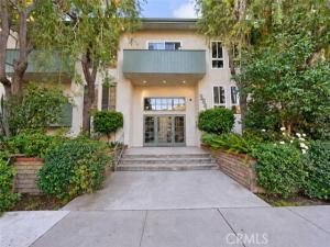 3649 Glendon Avenue Los Angeles CA 90034 | MLS #CV26221781 45 MLS #CV26221781 image #0