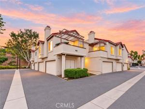 MLS #CV26224650 image #0