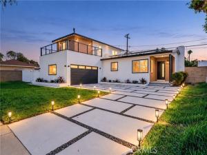 MLS #CV26226609 image #0