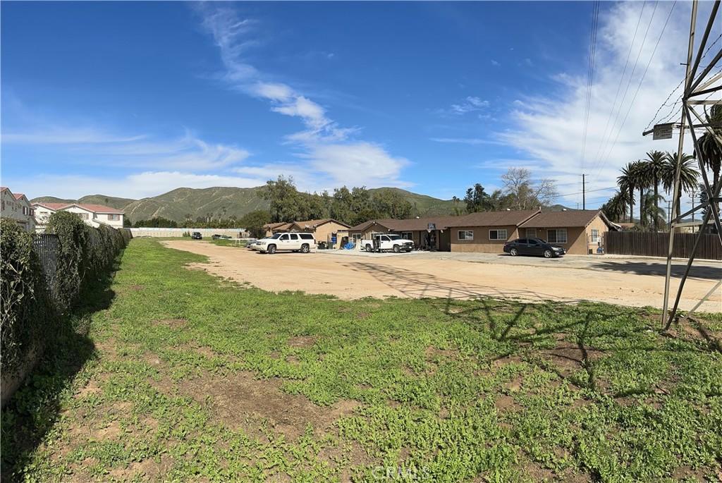 MLS #DW24160309 image #0