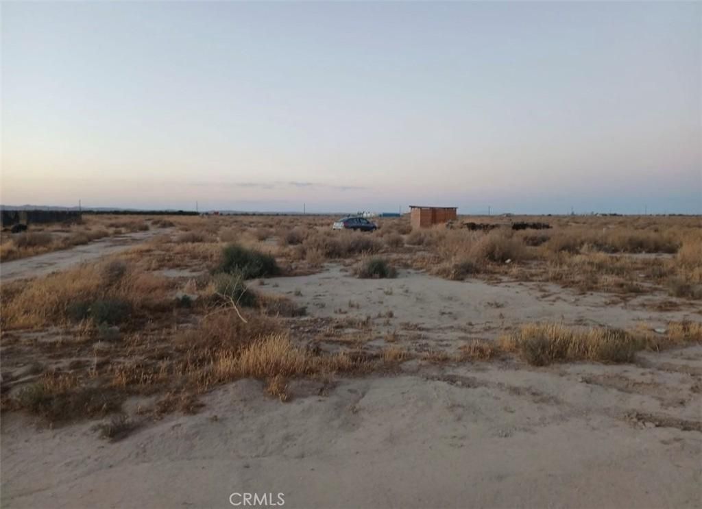 MLS #DW24191331 image #0