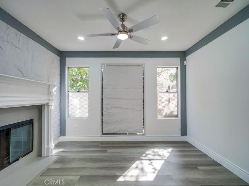 MLS #DW24248529 img 0