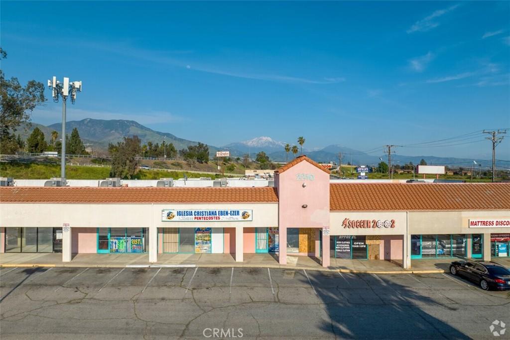 MLS #DW25044519 image #0