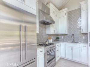 MLS #DW25047931 image #0