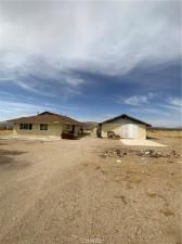 MLS #DW25054096 image #0