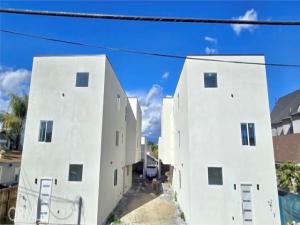 MLS #DW25056319 image #0