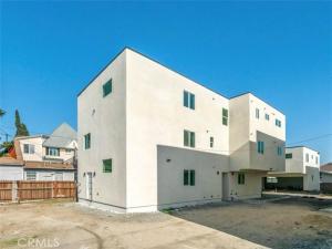 MLS #DW25056403 image #0