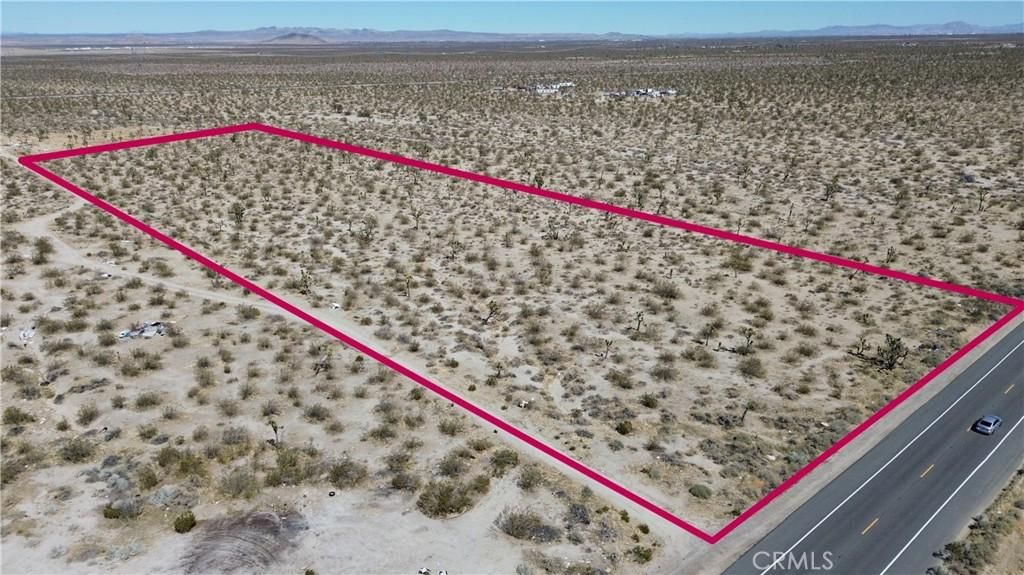 MLS #DW25062447 img 0