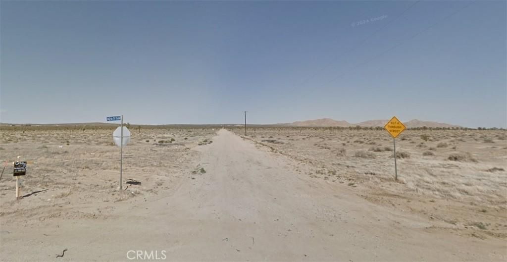 MLS #DW25078169 image #0