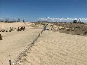 MLS #DW25104931 image #0