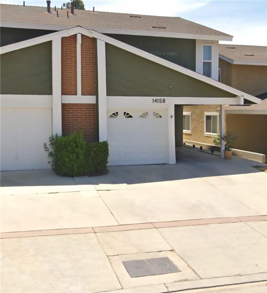 MLS #DW25111653 img 0