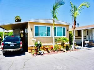 MLS #DW25133042 image #0