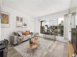 MLS #DW25136069 image #0