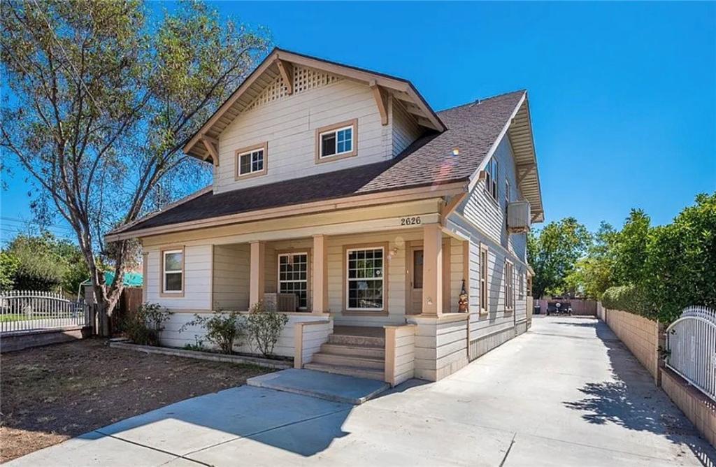 MLS #DW25136118 image #0