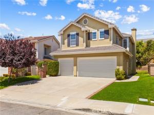 MLS #DW25137746 image #0