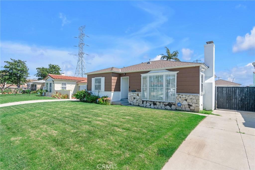 MLS #DW25141811 img 0