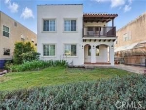 MLS #DW25146573 img 0