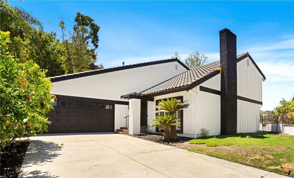 MLS #DW25147295 image #0