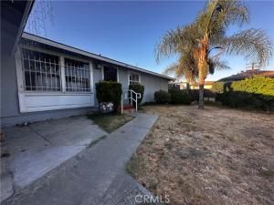 MLS #DW25147861 image #0