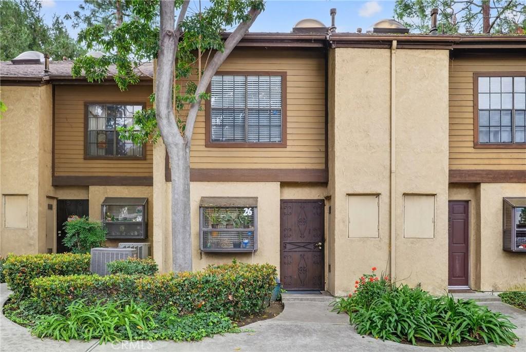 MLS #DW25152735 image #0