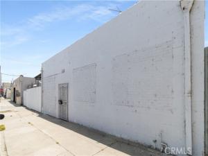 MLS #DW25152786 image #0