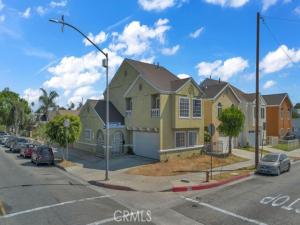 MLS #DW25152926 image #0