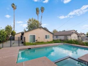 MLS #DW25153248 image #0