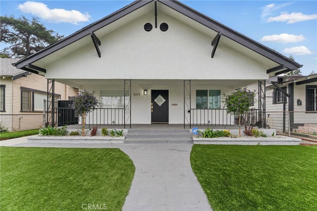 MLS #DW25154562 image #0