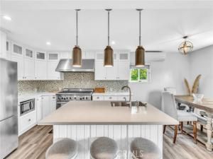 MLS #DW25158521 image #0