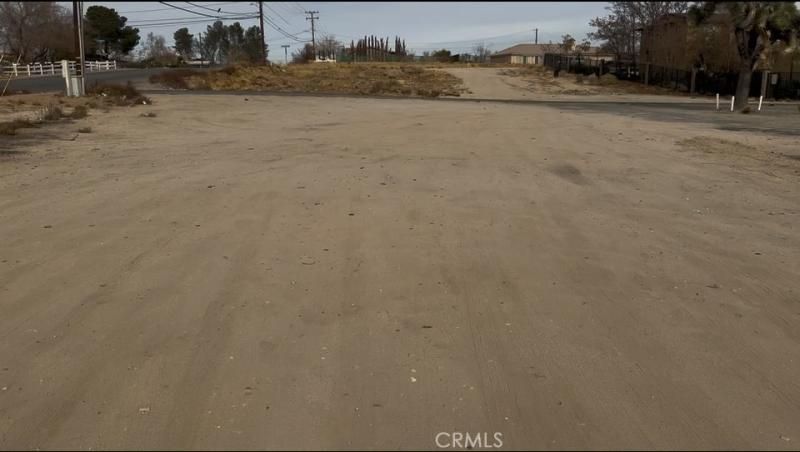 MLS #DW25162524 image #0