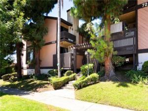 MLS #DW25171551 image #0