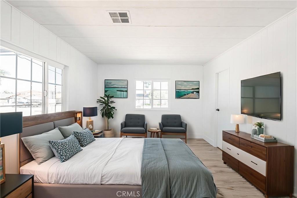 MLS #DW25173547 image #0