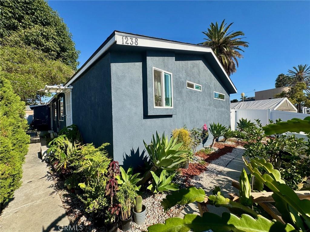 1238 Magnolia AV Long Beach CA 90813 | MLS #DW25177849 41 MLS #DW25177849 image #0