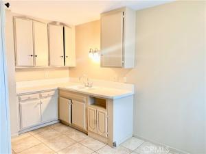 MLS #DW25181414 image #0