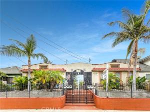 MLS #DW25183223 image #0