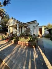 MLS #DW25186281 image #0