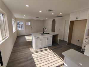 MLS #DW25187175 image #0