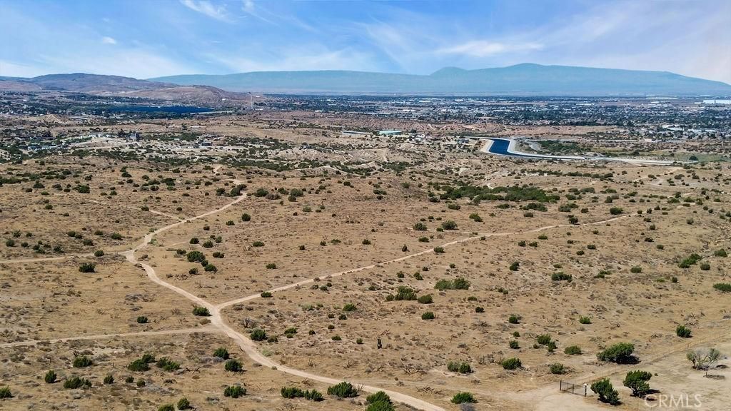 MLS #DW25188619 image #0