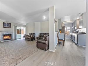 MLS #DW25198843 image #0