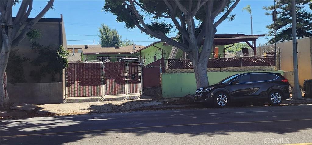 MLS #DW25200161 img 0