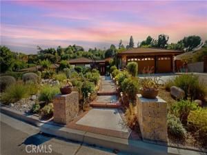 MLS #DW25203633 image #0